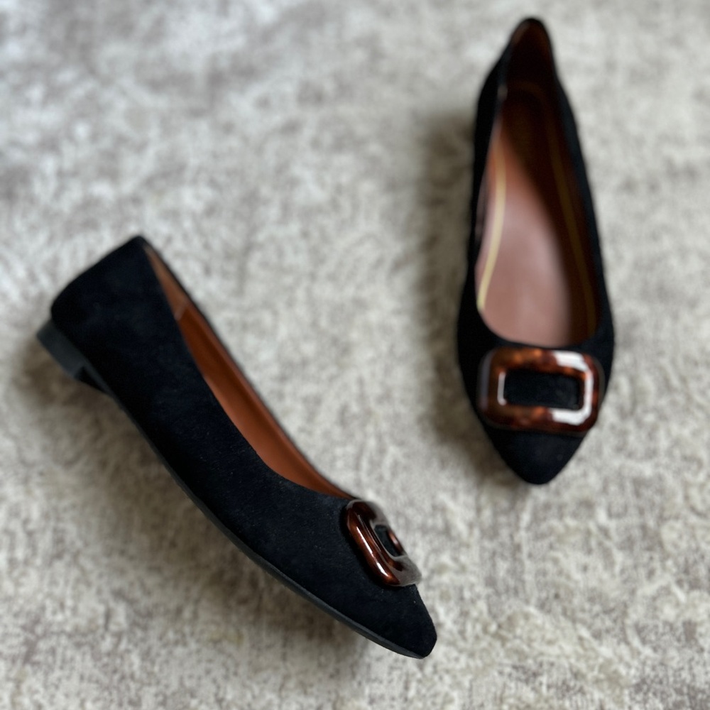 *SOLD* Vionic Black Suede Amanda Flat